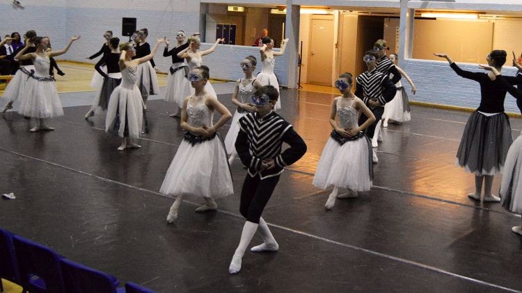 Beauty and the Beast - Act 1 extract - Choreography: Peter Darrell